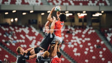 问鼎娱乐官网-奥古斯托强调赢球决心，畅谈后卫翼卫双重角色